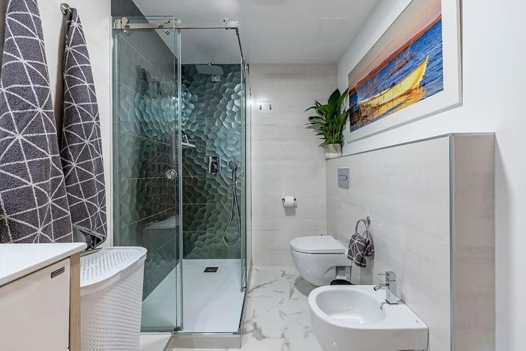 شقة Luxury Casa Con Piscina, Wifi, 150M Dal Mare ميامي بلاتجا المظهر الخارجي الصورة