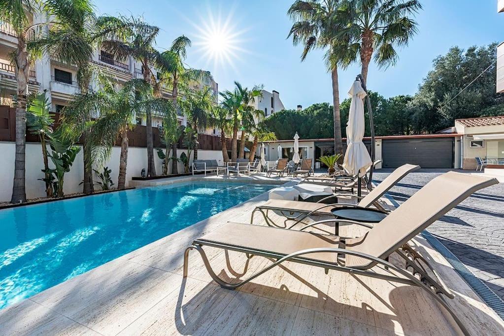 شقة Luxury Casa Con Piscina, Wifi, 150M Dal Mare ميامي بلاتجا المظهر الخارجي الصورة