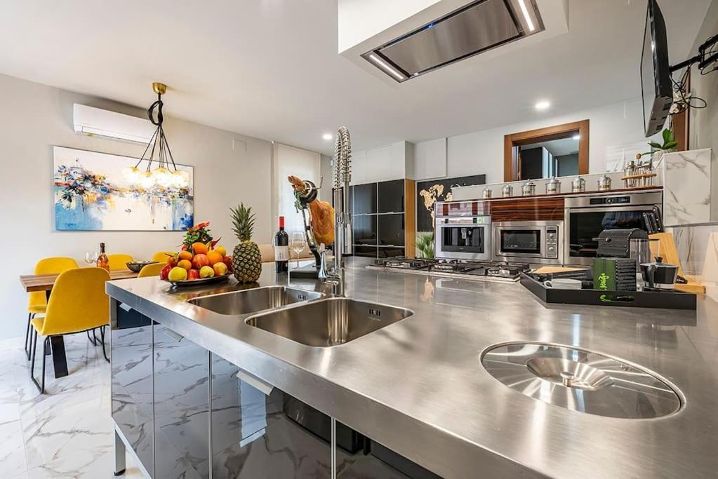 شقة Luxury Casa Con Piscina, Wifi, 150M Dal Mare ميامي بلاتجا المظهر الخارجي الصورة