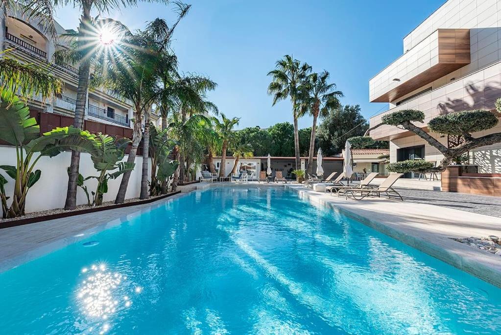 شقة Luxury Casa Con Piscina, Wifi, 150M Dal Mare ميامي بلاتجا المظهر الخارجي الصورة