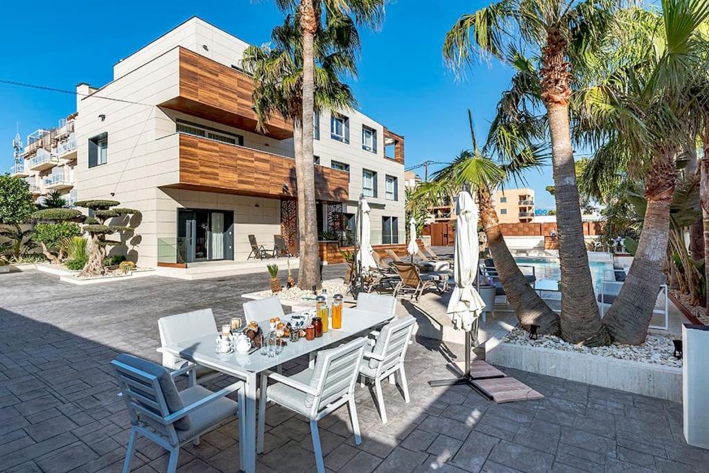 شقة Luxury Casa Con Piscina, Wifi, 150M Dal Mare ميامي بلاتجا المظهر الخارجي الصورة